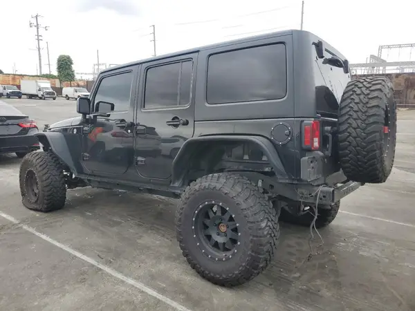 1C4BJWEG0HL748482 2017 JEEP WRANGLER - Image 2