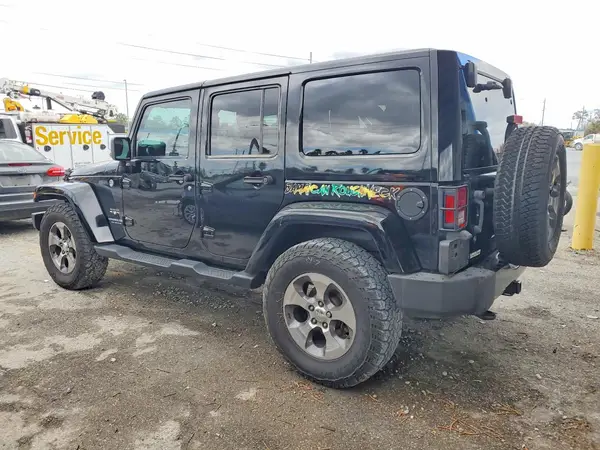 1C4BJWEG1HL734557 2017 JEEP WRANGLER - Image 2