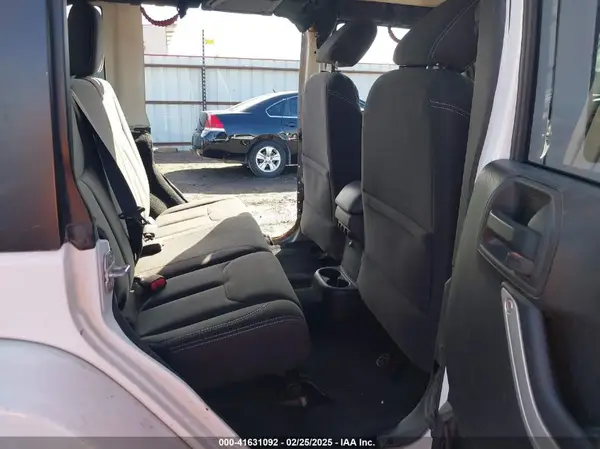 1C4BJWEG2HL552382 2017 JEEP WRANGLER - Image 8