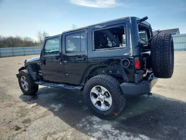 1C4BJWEG2HL582238 2017 JEEP WRANGLER - Image 2
