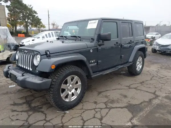 1C4BJWEG2HL742988 2017 JEEP WRANGLER - Image 2