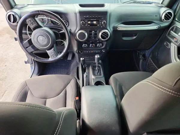 1C4BJWEG2HL750413 2017 JEEP WRANGLER - Image 8