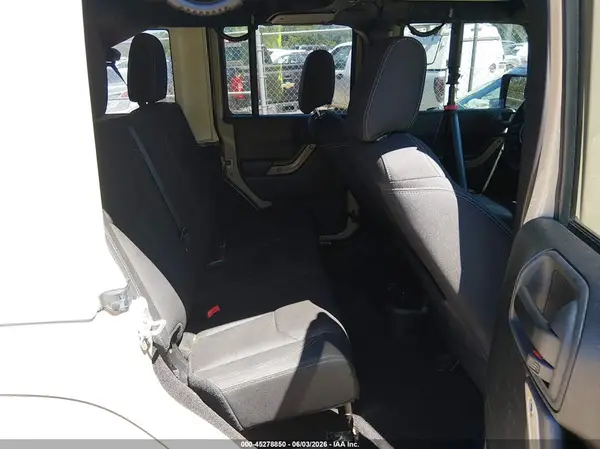 1C4BJWEG4GL270775 2016 JEEP WRANGLER - Image 8