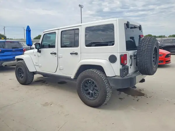 1C4BJWEG4HL567868 2017 JEEP WRANGLER - Image 2