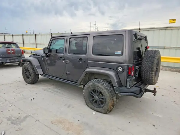 1C4BJWEG4HL568695 2017 JEEP WRANGLER - Image 2