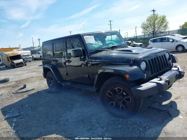 1C4BJWEG4HL692465 2017 JEEP WRANGLER - Image 1