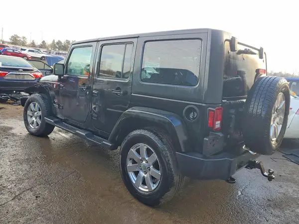 1C4BJWEG5HL723013 2017 JEEP WRANGLER - Image 2