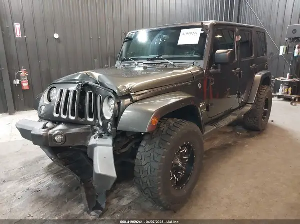 1C4BJWEG5HL746971 2017 JEEP WRANGLER - Image 2