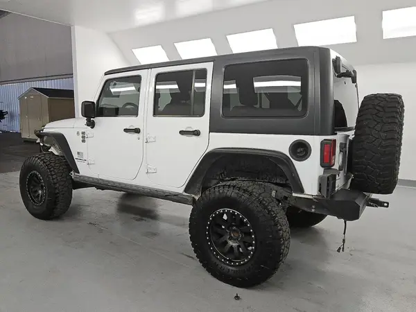 1C4BJWEG6HL531793 2017 JEEP WRANGLER - Image 2