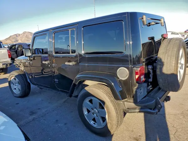 1C4BJWEG6HL650377 2017 JEEP WRANGLER - Image 2