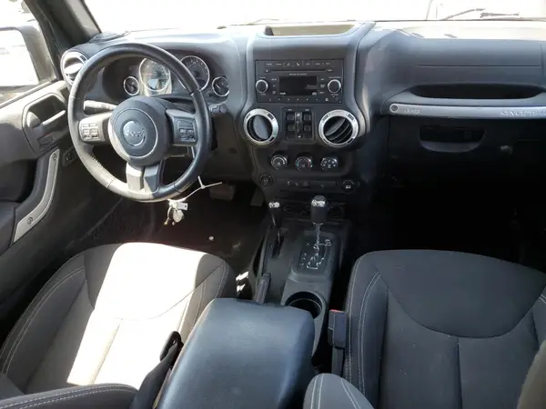 1C4BJWEG7HL552748 2017 JEEP WRANGLER - Image 8