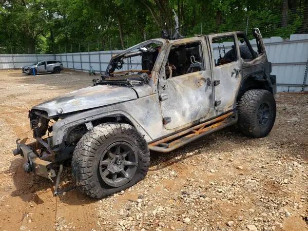 1C4BJWEG8HL557585 2017 JEEP WRANGLER - Image 1