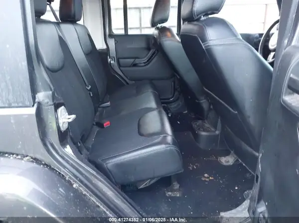 1C4BJWEG8HL638067 2017 JEEP WRANGLER - Image 8