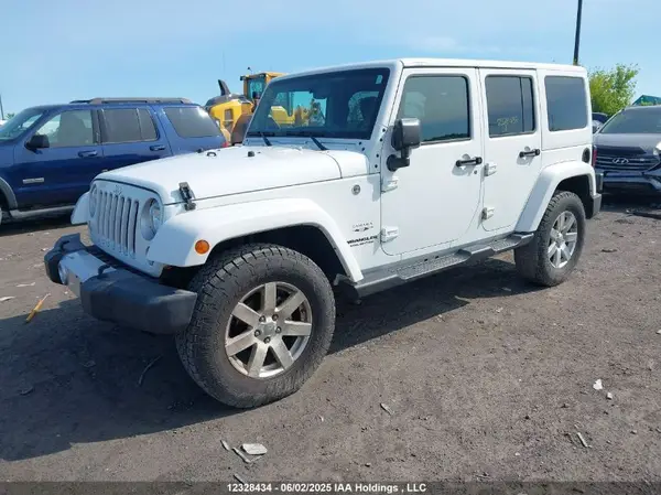 1C4BJWEG8HL674714 2017 JEEP WRANGLER - Image 2