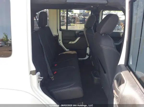 1C4BJWEG8HL674714 2017 JEEP WRANGLER - Image 8