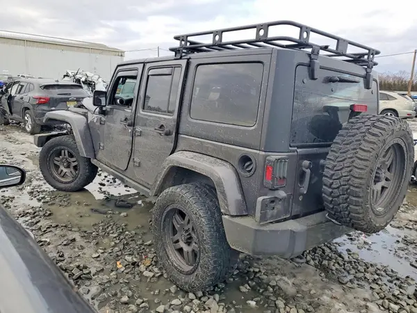 1C4BJWEG8HL698821 2017 JEEP WRANGLER - Image 2