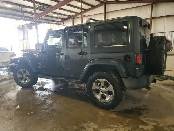 1C4BJWEG8HL738556 2017 JEEP WRANGLER - Image 2