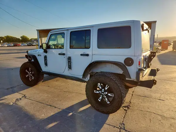1C4BJWEG9GL259318 2016 JEEP WRANGLER - Image 2