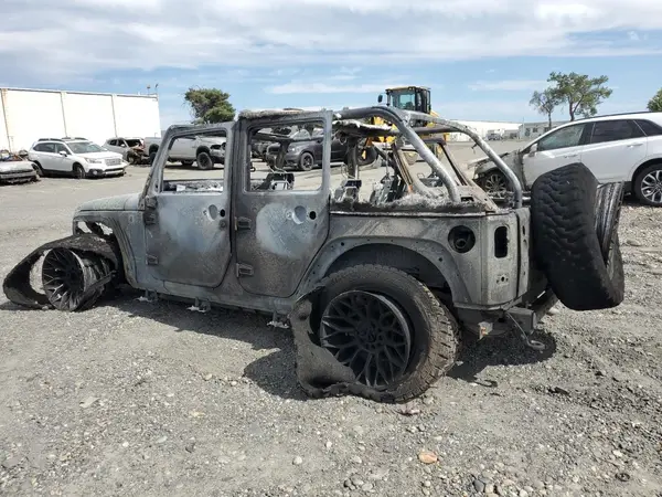 1C4BJWEG9HL516883 2017 JEEP WRANGLER - Image 2