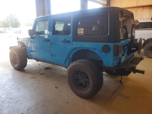 1C4BJWEGXHL579300 2017 JEEP WRANGLER - Image 2