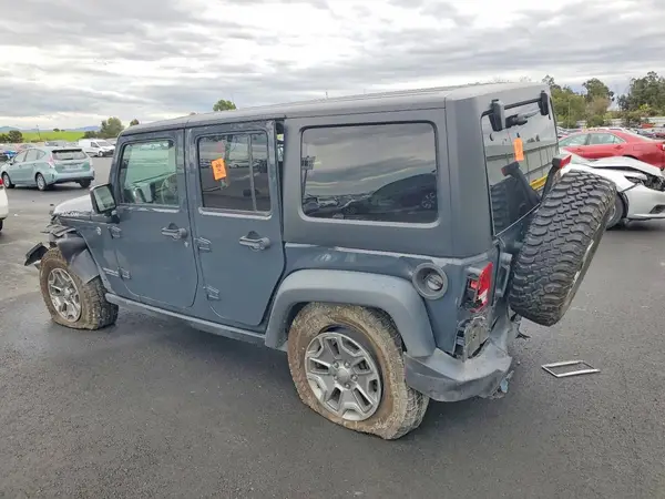 1C4BJWFG0HL630995 2017 JEEP WRANGLER - Image 2