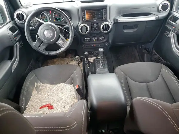 1C4BJWFG0HL630995 2017 JEEP WRANGLER - Image 8