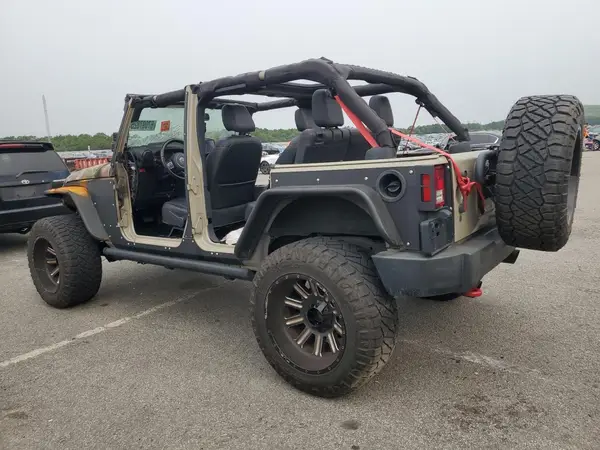 1C4BJWFG0HL671739 2017 JEEP WRANGLER - Image 2