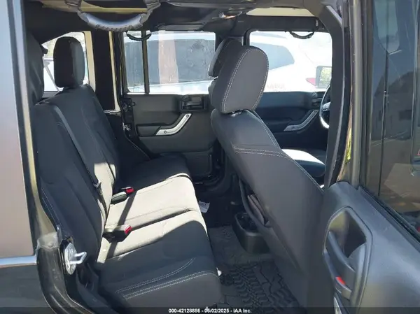 1C4BJWFG0HL732314 2017 JEEP WRANGLER - Image 8