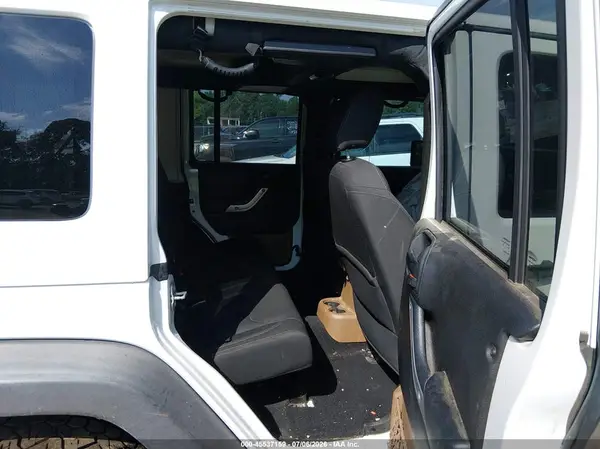 1C4BJWFG1HL711875 2017 JEEP WRANGLER - Image 8