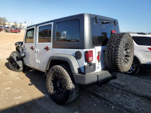 1C4BJWFG2GL243895 2016 JEEP WRANGLER - Image 2
