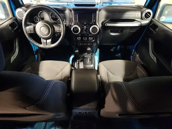 1C4BJWFG2HL599409 2017 JEEP WRANGLER - Image 8