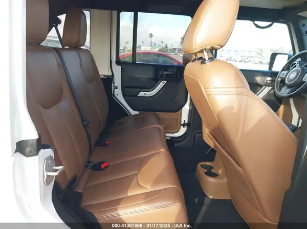 1C4BJWFG3HL558030 2017 JEEP WRANGLER - Image 8