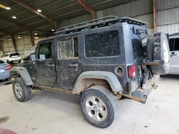 1C4BJWFG3HL608523 2017 JEEP WRANGLER - Image 2