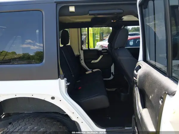 1C4BJWFG3HL730671 2017 JEEP WRANGLER - Image 8