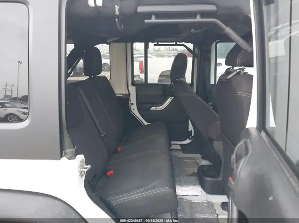 1C4BJWFG3HL742142 2017 JEEP WRANGLER - Image 8