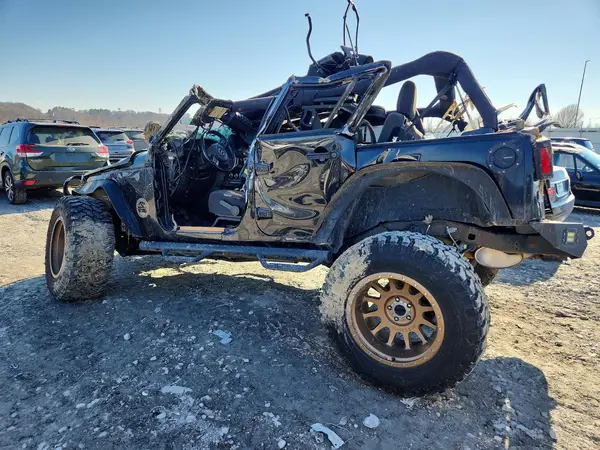 1C4BJWFG4HL679469 2017 JEEP WRANGLER - Image 2