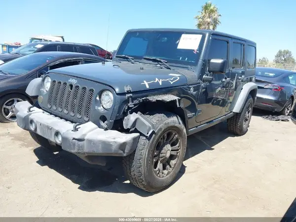 1C4BJWFG4HL703527 2017 JEEP WRANGLER - Image 2