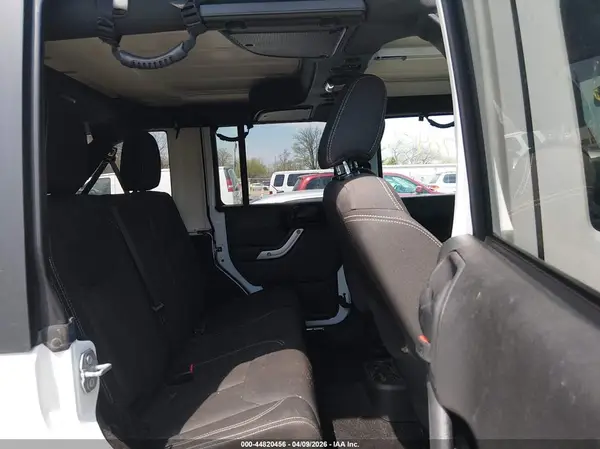 1C4BJWFG5HL508181 2017 JEEP WRANGLER - Image 8