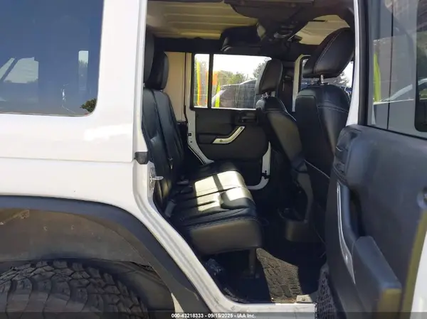 1C4BJWFG6HL588963 2017 JEEP WRANGLER - Image 8