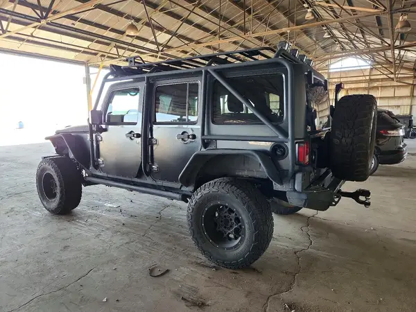 1C4BJWFG6HL675827 2017 JEEP WRANGLER - Image 2