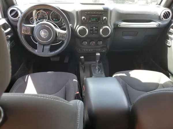 1C4BJWFG6HL724069 2017 JEEP WRANGLER - Image 8