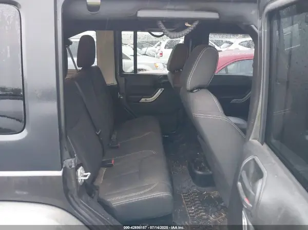 1C4BJWFG8HL512953 2017 JEEP WRANGLER - Image 8