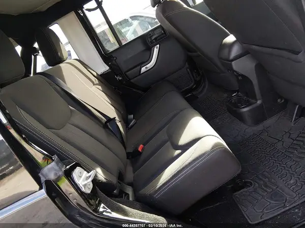 1C4BJWFG8HL537285 2017 JEEP WRANGLER - Image 8