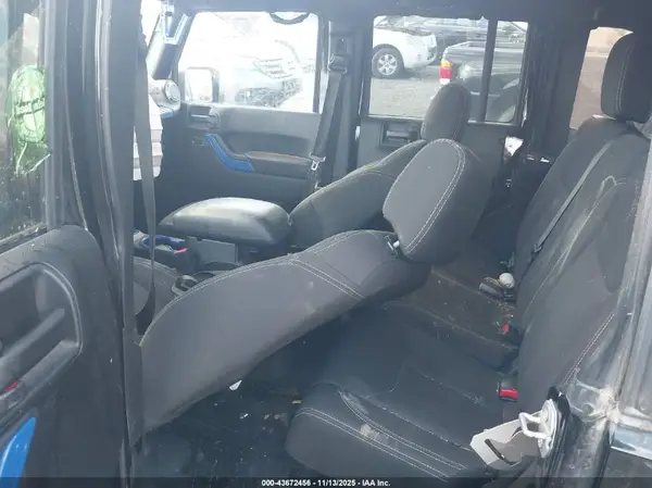 1C4BJWFGXHL585533 2017 JEEP WRANGLER - Image 8
