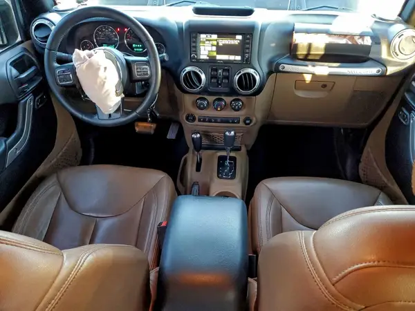 1C4BJWFGXHL588349 2017 JEEP WRANGLER - Image 8