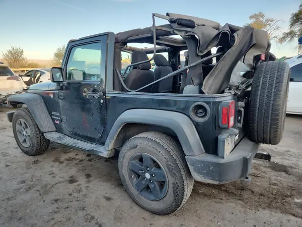 1C4GJWAG2GL151909 2016 JEEP WRANGLER - Image 2