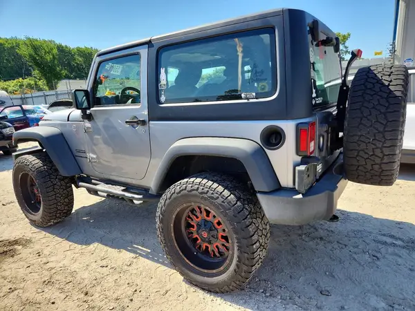 1C4GJWAG8HL660968 2017 JEEP WRANGLER - Image 2