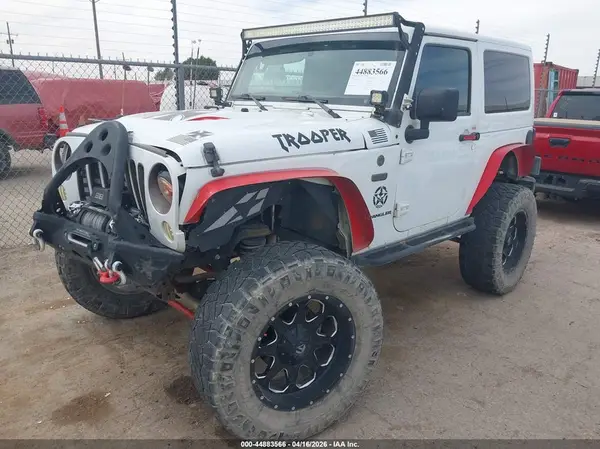 1C4GJWBG6GL236590 2016 JEEP WRANGLER - Image 2