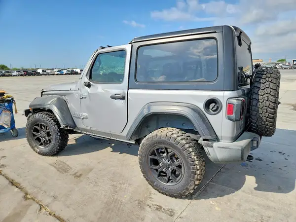 1C4GJXAG4JW145864 2018 JEEP WRANGLER - Image 2