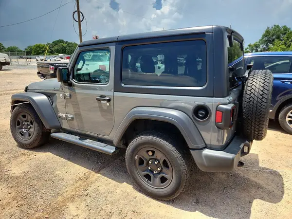 1C4GJXAN1JW305164 2018 JEEP WRANGLER - Image 2